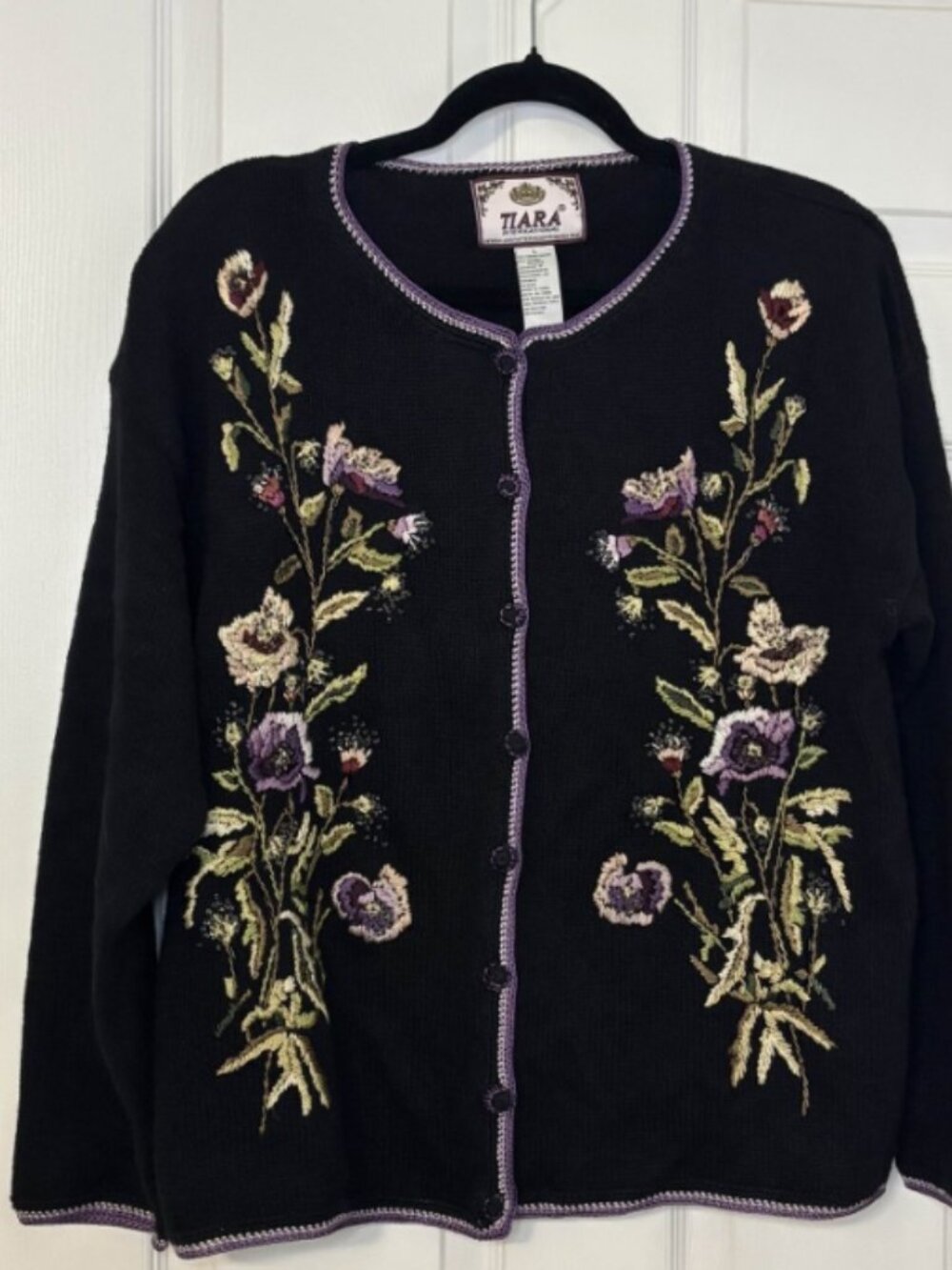 Vintage Tiara International Black Floral Embroidered Beaded Cardigan Sweater Lar